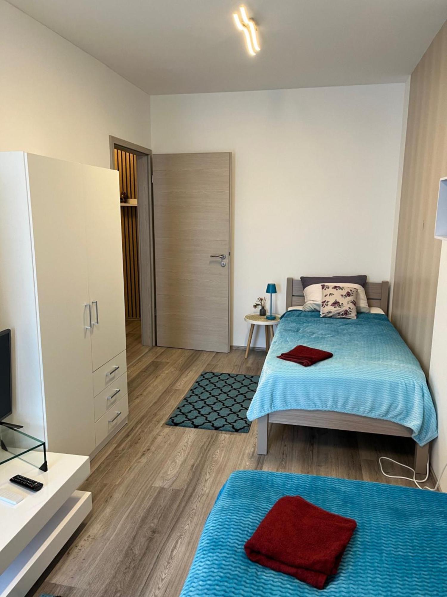 Brookforest Belvarosi Apartman Debrecen Ngoại thất bức ảnh